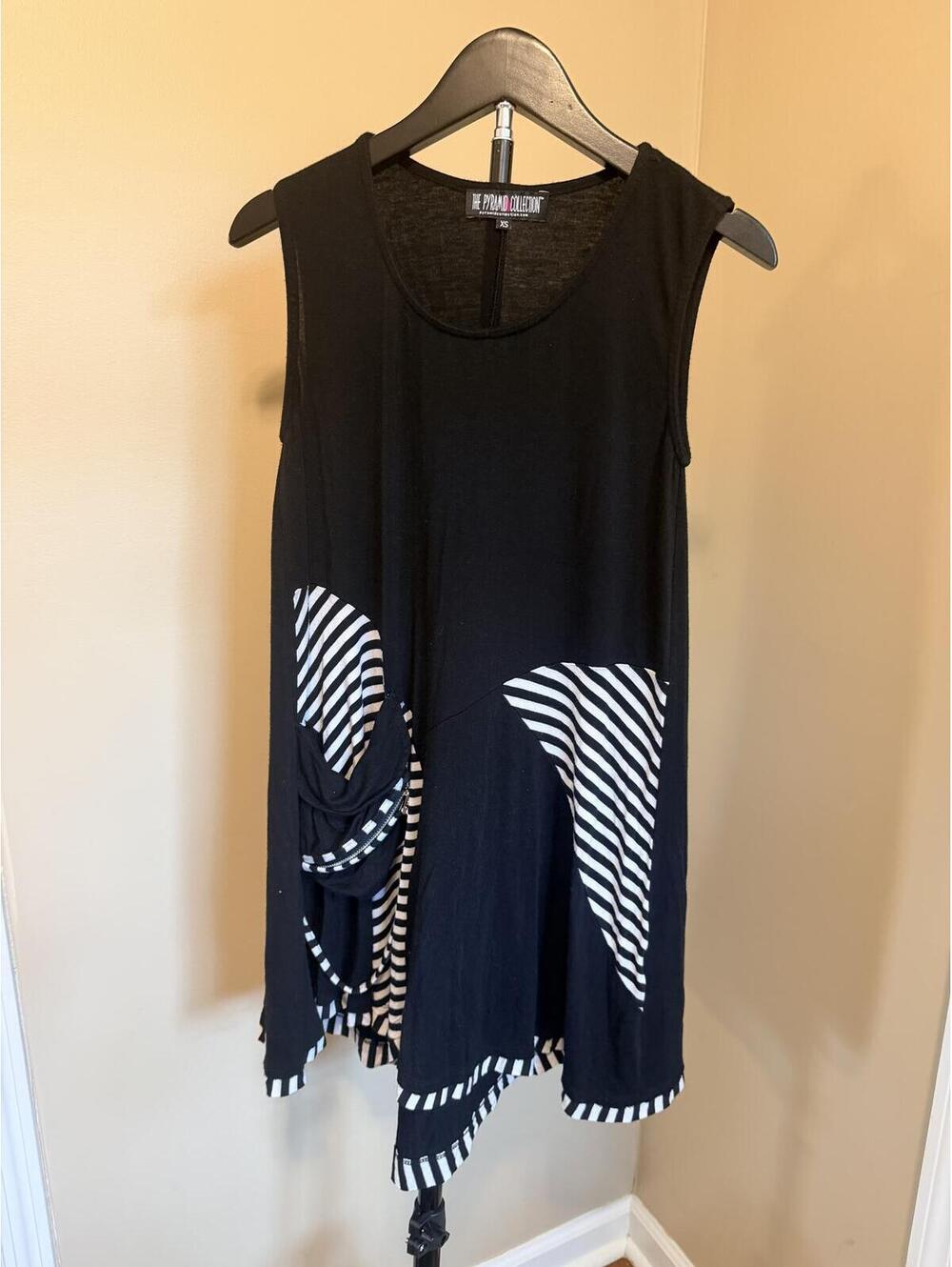 The Pyramid Collection Black Asymmetrical Tunic Top XS Striped Patchwork Boho